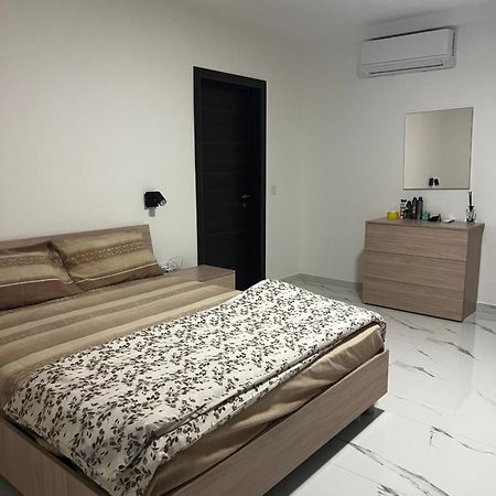Luqa 3 Bedroom Penthouse T Extérieur photo